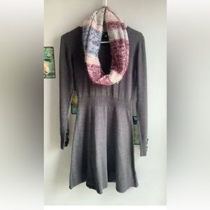 IZ BYER dress, size S, like new with extra scarf